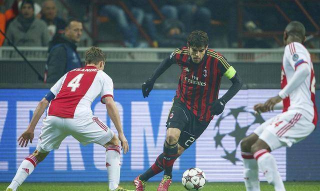 体育德甲：各取一分 云达不来梅2-2门兴格拉德巴赫