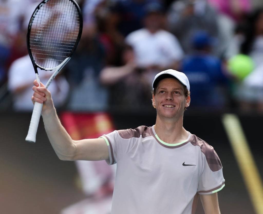 更是对他天 更是对他天