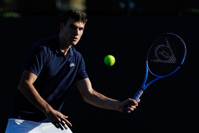 看台深深鞠 看台深深鞠